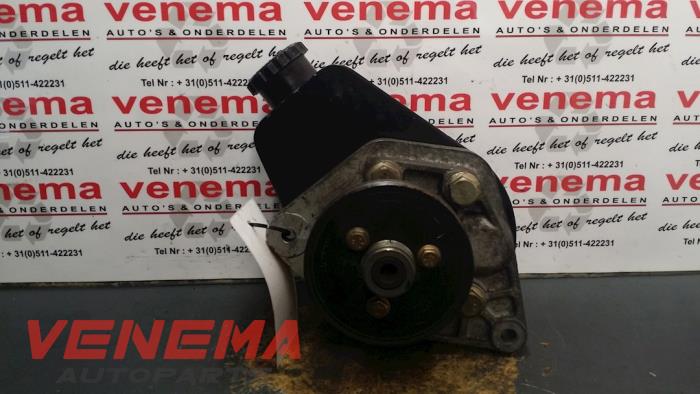 Gebrauchte Lenkkraftverstärker Pumpe Renault Clio (B/C57/357/557/577) 1.4 Kat. Preis € 35,00 Margenregelung angeboten von Venema Autoparts