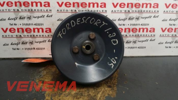 Begagnade Servostyrningspump Ford Escort 5 (AAL/ABL) 1.8 XLD Pris € 40,00 Marginaltabell erbjuds av Venema Autoparts