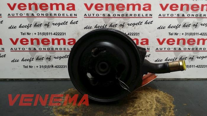 Begagnade Servostyrningspump Ford Fiesta 4 1.8 Di Pris € 35,00 Marginaltabell erbjuds av Venema Autoparts