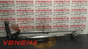 Used Wiper mechanism BMW 3 serie Touring (E91) 320d 16V Corporate Lease Price € 35,00 Margin scheme offered by Venema Autoparts