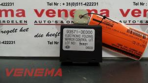 Używane Modul lusterka elektrycznego Kia Sorento I (JC) 2.5 CRDi 16V Cena € 40,00 Procedura marży oferowane przez Venema Autoparts