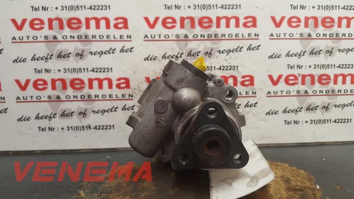 Usagé Pompe direction assistée BMW 3 serie (E46/4) 320d 16V Prix € 50,00 Règlement à la marge proposé par Venema Autoparts
