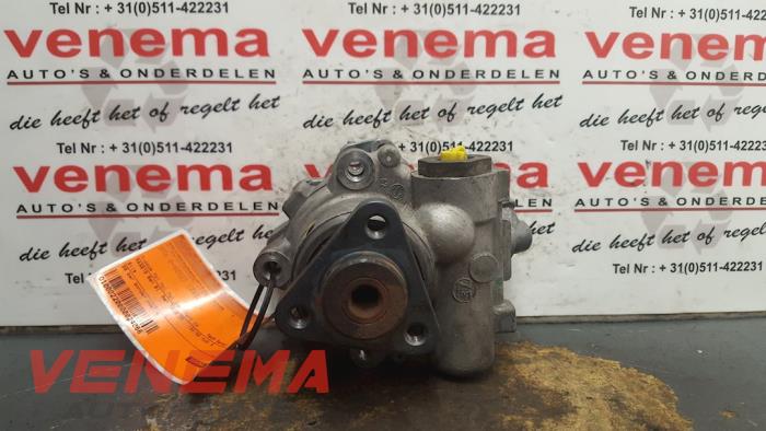 Usagé Pompe direction assistée BMW 3 serie (E46/4) 316i Prix € 45,00 Règlement à la marge proposé par Venema Autoparts