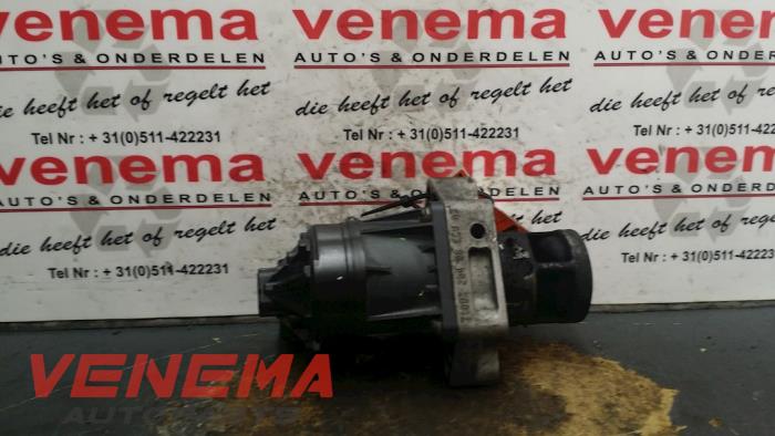 EGR valve from a Opel Insignia Sports Tourer 2.0 CDTI 16V 2014