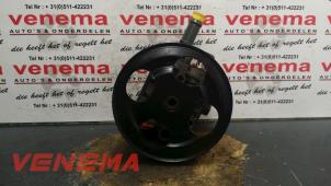 Usagé Pompe de direction Mazda 626 (GF12) 1.8i 16V Prix € 45,00 Règlement à la marge proposé par Venema Autoparts