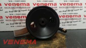 Usagé Pompe de direction Volvo V40 (VW) 1.8 16V Prix € 40,00 Règlement à la marge proposé par Venema Autoparts