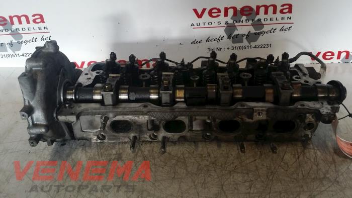Begagnade Topplock Mazda Premacy 2.0 DiTD 16V Pris € 181,50 Inklusive moms erbjuds av Venema Autoparts