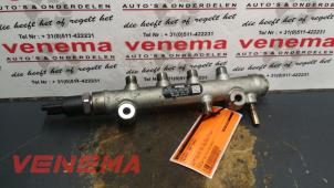 Used Fuel injector nozzle Peugeot 206 SW (2E/K) 1.4 HDi Price € 40,00 Margin scheme offered by Venema Autoparts