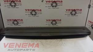 Used Luggage compartment cover Renault Laguna II Grandtour (KG) 1.8 16V Price € 30,00 Margin scheme offered by Venema Autoparts
