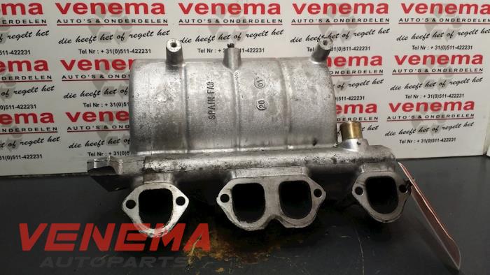 Używane Kolektor dolotowy Volkswagen Polo IV (9N1/2/3) 1.9 SDI Cena € 40,00 Procedura marży oferowane przez Venema Autoparts