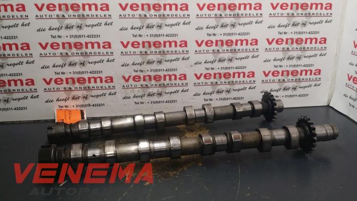 Usagé Kit arbre à cames Volvo V50 (MW) 2.0 D 16V Prix € 49,99 Règlement à la marge proposé par Venema Autoparts