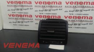 Gebrauchte Luftgitter Armaturenbrett Volkswagen Jetta III (1K2) 2.0 16V FSI Preis € 15,00 Margenregelung angeboten von Venema Autoparts