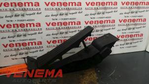Used Accelerator pedal BMW 1 serie (E87/87N) 116i 1.6 16V Price € 39,95 Margin scheme offered by Venema Autoparts