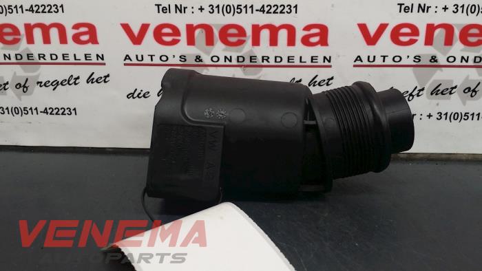 Gebrauchte Intercooler Rohr Volkswagen Touran (1T3) 1.6 TDI 16V Preis € 9,99 Margenregelung angeboten von Venema Autoparts