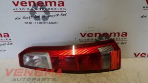 Usagé Feu arrière secondaire droit Opel Meriva 1.4 16V Twinport Prix € 29,95 Règlement à la marge proposé par Venema Autoparts