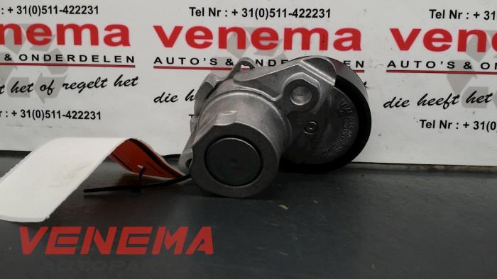 Usados Rodillo tensor correa múltiple Audi A1 Sportback (8XA/8XF) 1.4 TFSI 16V Precio € 9,99 Norma de margen ofrecido por Venema Autoparts