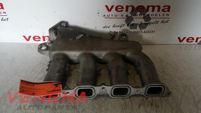 Używane Kolektor dolotowy Fiat Marea Weekend (185BX/CX) 1.6 SX,ELX 16V Cena € 35,00 Procedura marży oferowane przez Venema Autoparts
