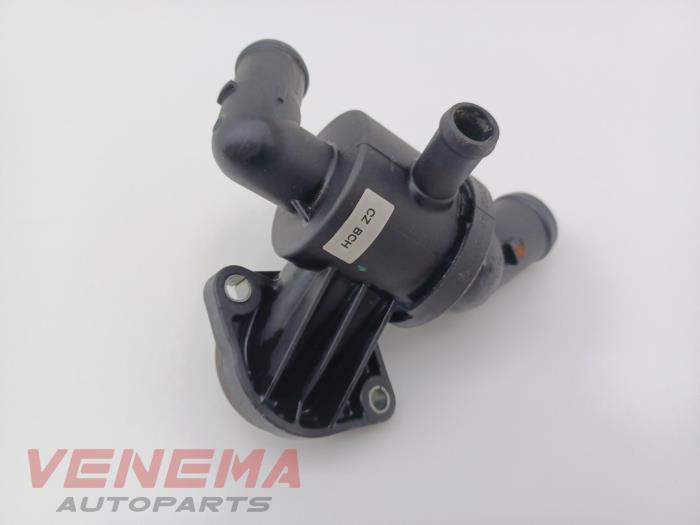 Gebrauchte Thermostatgehäuse Volkswagen Caddy III (2KA,2KH,2CA,2CH) 1.6 TDI 16V Preis € 14,99 Margenregelung angeboten von Venema Autoparts