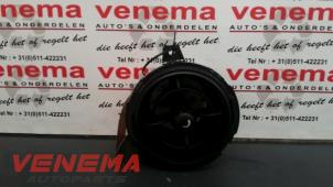 Usagé Grille aération tableau de bord Mini Mini (R56) 1.6 16V Cooper Prix € 15,00 Règlement à la marge proposé par Venema Autoparts