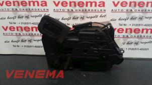 Used Rear door lock mechanism 4-door, left Seat Leon SC (5FC) 2.0 TDI Ecomotive 16V Price € 50,00 Margin scheme offered by Venema Autoparts