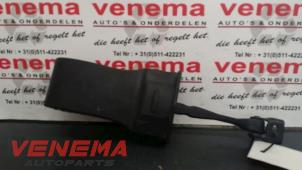 Używane Ogranicznik drzwi prawych tylnych wersja 4-drzwiowa Seat Leon SC (5FC) 2.0 TDI Ecomotive 16V Cena € 20,00 Procedura marży oferowane przez Venema Autoparts