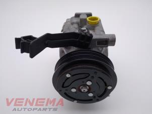 Używane Pompa klimatyzacji Fiat 500 (312) 0.9 TwinAir 85 Cena € 39,99 Procedura marży oferowane przez Venema Autoparts