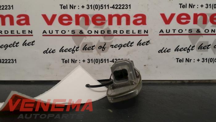 Indicator mirror right from a Citroën C4 Picasso (UD/UE/UF) 1.6 16V THP Sensodrive 2009