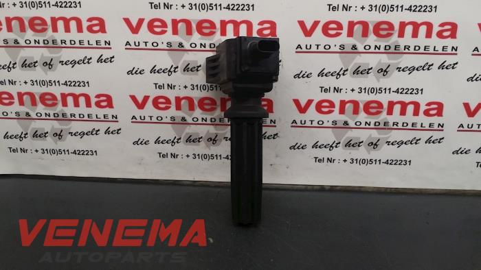 Pen ignition coil from a Land Rover Range Rover Evoque (LVJ/LVS) 2.0 Si4 16V 2015