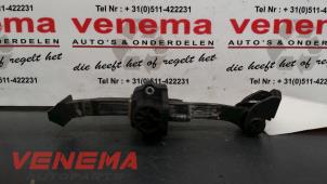 Gebrauchte Türfänger 4-türig rechts vorne Ford Fiesta 6 (JA8) 1.4 TDCi Preis € 15,00 Margenregelung angeboten von Venema Autoparts
