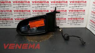 Usagé Rétroviseur gauche Opel Zafira (F75) 1.8 16V Prix € 30,00 Règlement à la marge proposé par Venema Autoparts