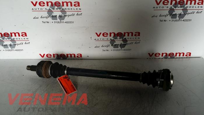 Drive shaft, rear right from a BMW 1 serie (E87/87N) 116i 1.6 16V 2007