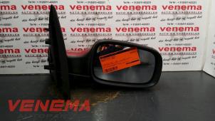 Used Wing mirror, right Renault Clio III (BR/CR) 1.5 dCi 105 FAP Price € 40,00 Margin scheme offered by Venema Autoparts