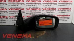 Used Wing mirror, right Renault Laguna II Grandtour (KG) 1.9 dCi 105 Price € 45,00 Margin scheme offered by Venema Autoparts
