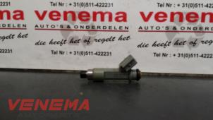 Usados Inyector (inyección de gasolina) Toyota Aygo (B10) 1.0 12V VVT-i Precio € 19,95 Norma de margen ofrecido por Venema Autoparts