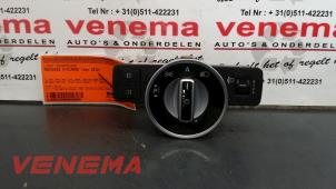 Usagé Commutateur lumière Mercedes E (W212) E-200 CDI 16V BlueEfficiency,BlueTEC Prix € 44,95 Règlement à la marge proposé par Venema Autoparts