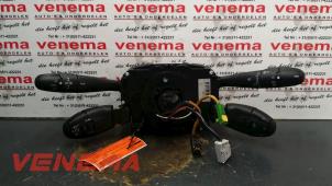 Używane Przelacznik Combi kolumny kierownicy Peugeot 207/207+ (WA/WC/WM) 1.6 16V GT THP Cena € 100,00 Procedura marży oferowane przez Venema Autoparts