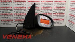 Used Wing mirror, right Volkswagen Golf V (1K1) 1.9 TDI Price € 59,00 Margin scheme offered by Venema Autoparts
