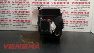 Usados Motor de ventilador de calefactor Mercedes ML I (163) 400 4.0 CDI V8 32V Precio € 99,95 Norma de margen ofrecido por Venema Autoparts
