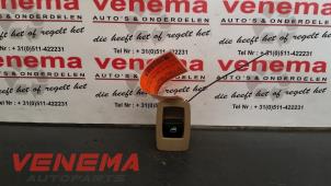 Used Electric window switch BMW 3 serie Touring (E91) 330d 24V Price € 9,95 Margin scheme offered by Venema Autoparts