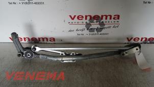Used Wiper mechanism BMW 3 serie Touring (E91) 330d 24V Price € 35,00 Margin scheme offered by Venema Autoparts