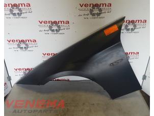 Used Front wing, left BMW 3 serie Touring (E91) 330d 24V Price € 50,00 Margin scheme offered by Venema Autoparts
