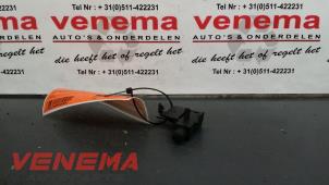 Używane Przelacznik hamulca postojowego Volkswagen Polo V (6R) 1.2 TDI 12V BlueMotion Cena € 5,00 Procedura marży oferowane przez Venema Autoparts
