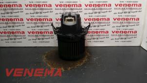 Usagé Ventilateur chauffage Renault Captur (2R) 1.5 Energy dCi 110 FAP Prix € 39,95 Règlement à la marge proposé par Venema Autoparts