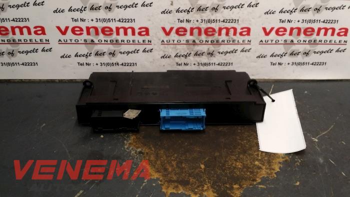 Used Ignition lock + computer BMW 3 serie (E90) 320d 16V Price € 250,00 Margin scheme offered by Venema Autoparts