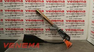 Used Front seatbelt buckle, right Renault Scénic II (JM) 2.0 16V Price € 30,00 Margin scheme offered by Venema Autoparts
