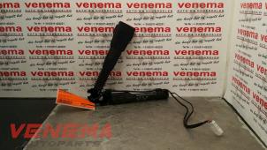 Used Front seatbelt buckle, right BMW 3 serie (F30) 318d 2.0 16V Price € 39,99 Margin scheme offered by Venema Autoparts