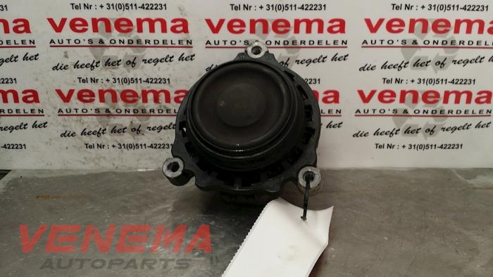 Used Engine mount BMW 3 serie (F30) 318d 2.0 16V Price € 19,99 Margin scheme offered by Venema Autoparts