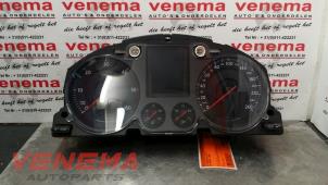 Usagé Compteur kilométrique KM Volkswagen Passat Variant (3C5) 2.0 TDI 140 Prix € 95,00 Règlement à la marge proposé par Venema Autoparts