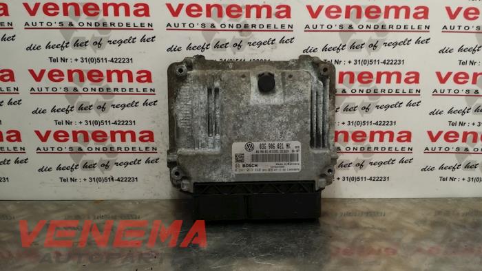 Used Engine management computer Volkswagen Passat Variant (3C5) 2.0 TDI 140 Price € 100,00 Margin scheme offered by Venema Autoparts