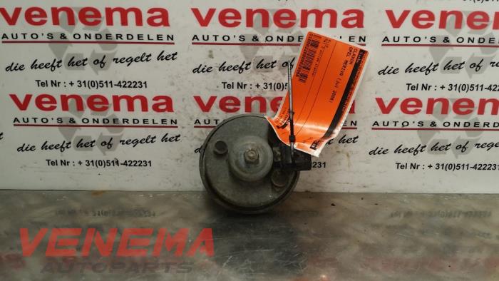 Używane Klakson Opel Meriva (A) 1.4 16V Twinport Cena € 9,99 Procedura marży oferowane przez Venema Autoparts